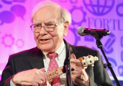 Warren Buffett gia nhập câu lạc bộ 100 tỷ đô ở tuổi 90